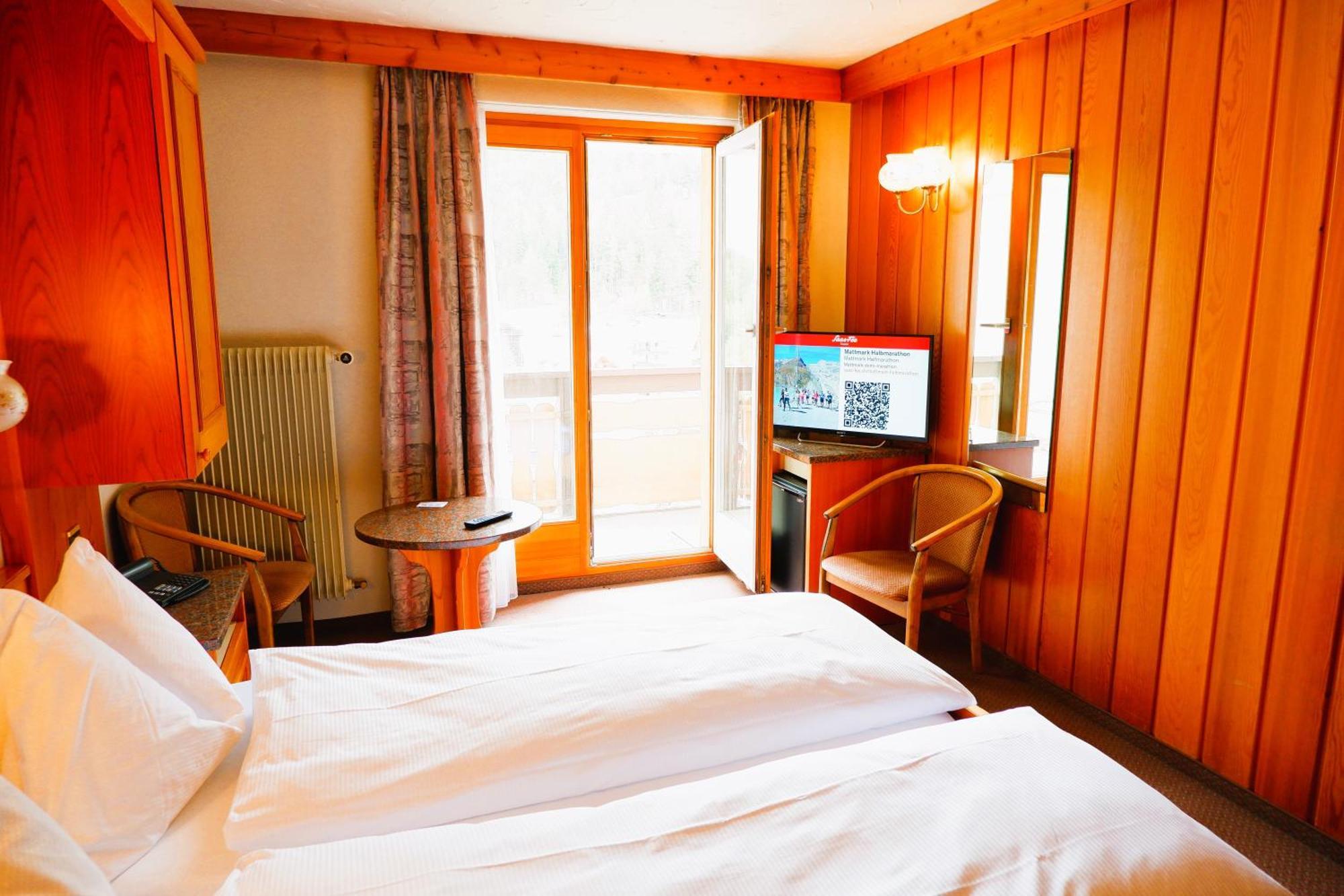 Hotel Christiania Saas-Fee Esterno foto