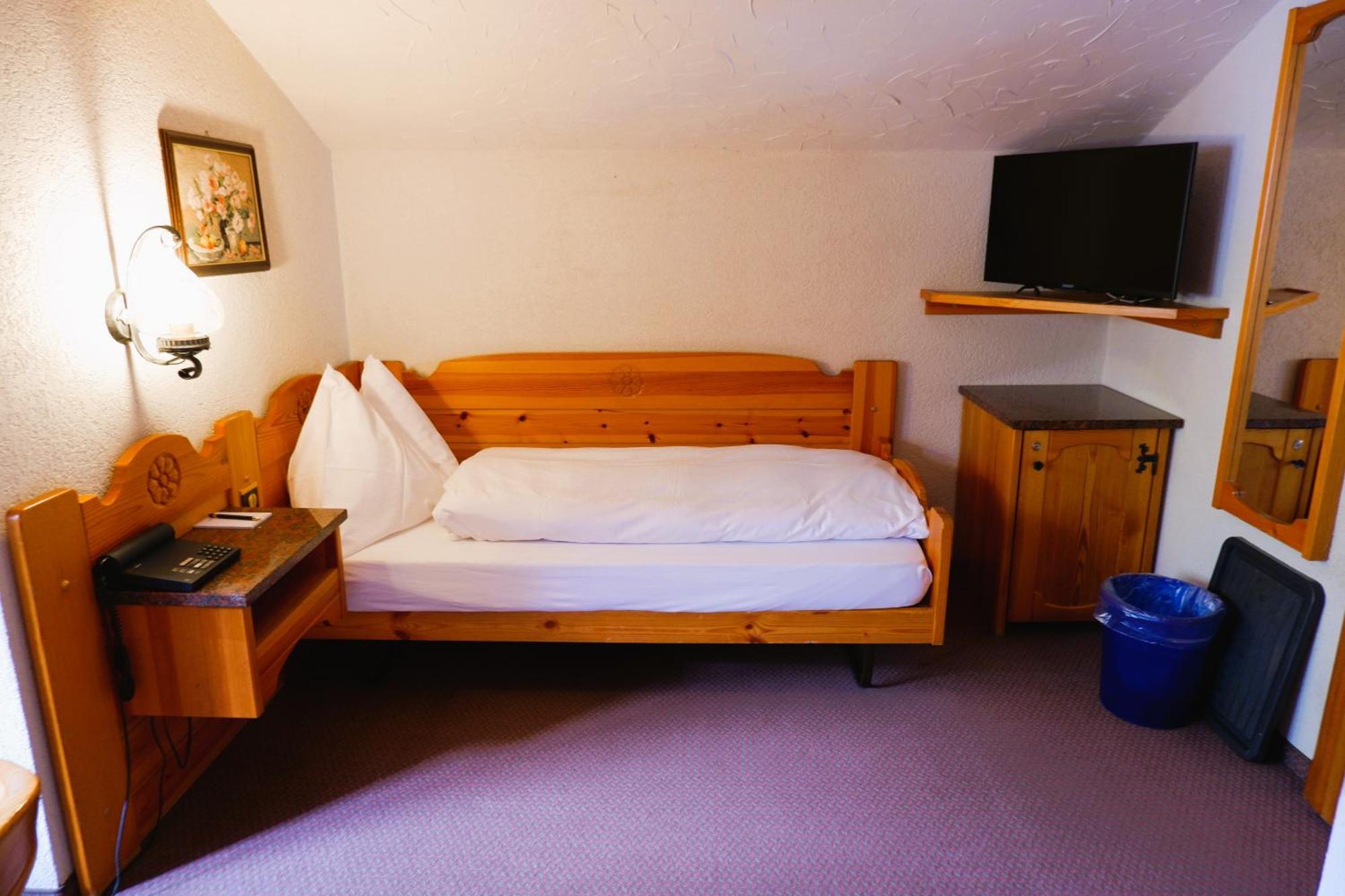 Hotel Christiania Saas-Fee Esterno foto