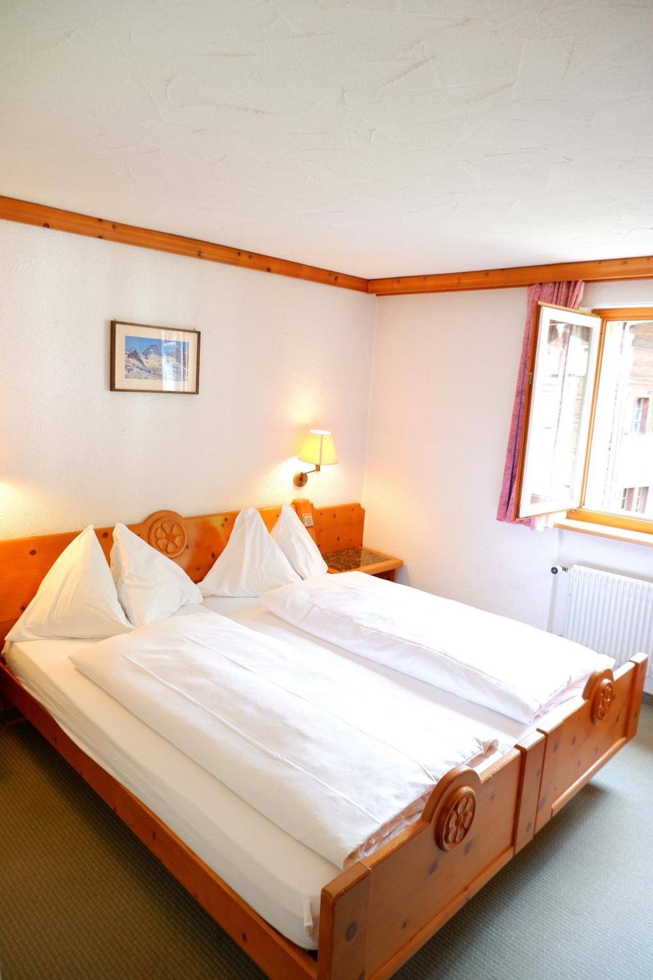 Hotel Christiania Saas-Fee Esterno foto
