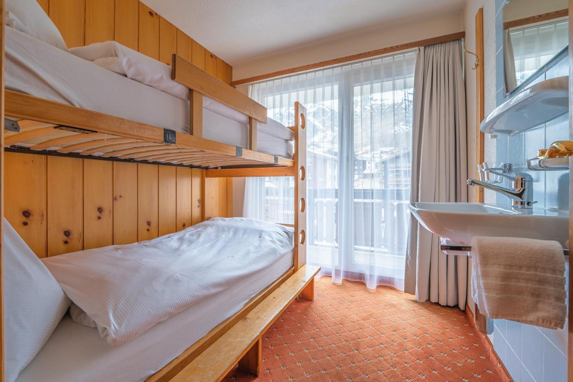 Hotel Christiania Saas-Fee Esterno foto