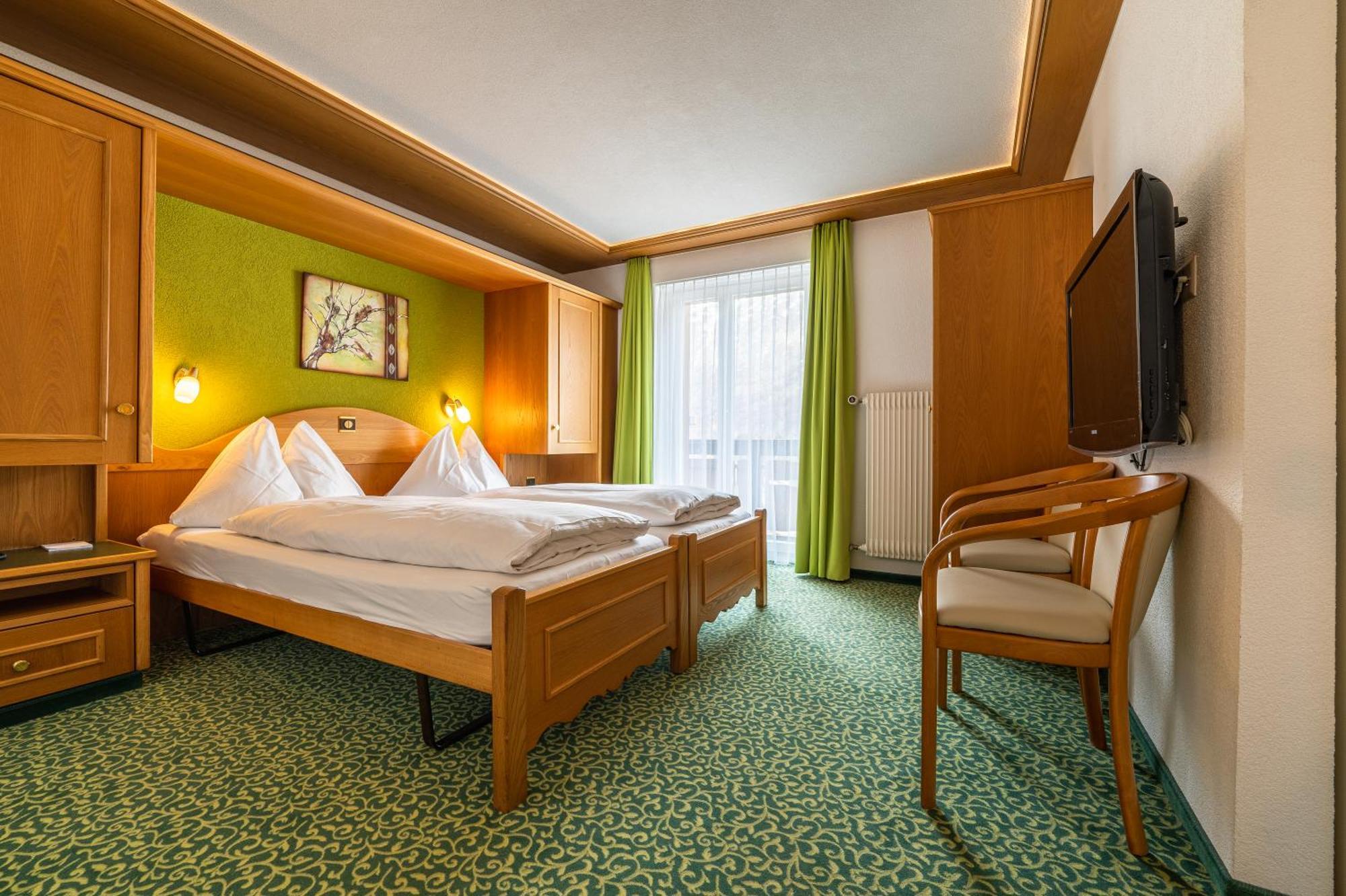 Hotel Christiania Saas-Fee Esterno foto