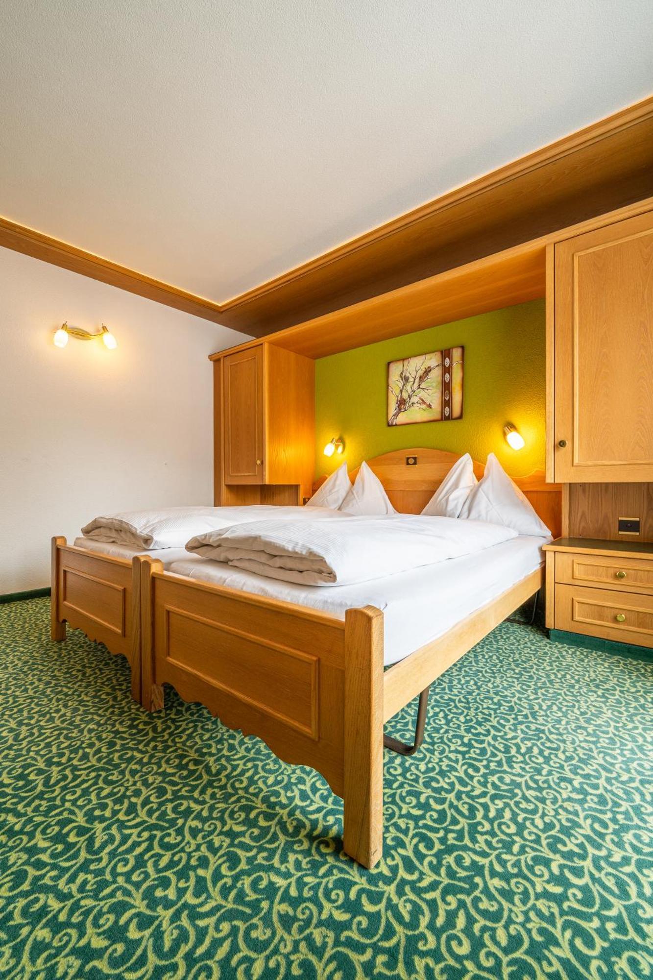 Hotel Christiania Saas-Fee Esterno foto